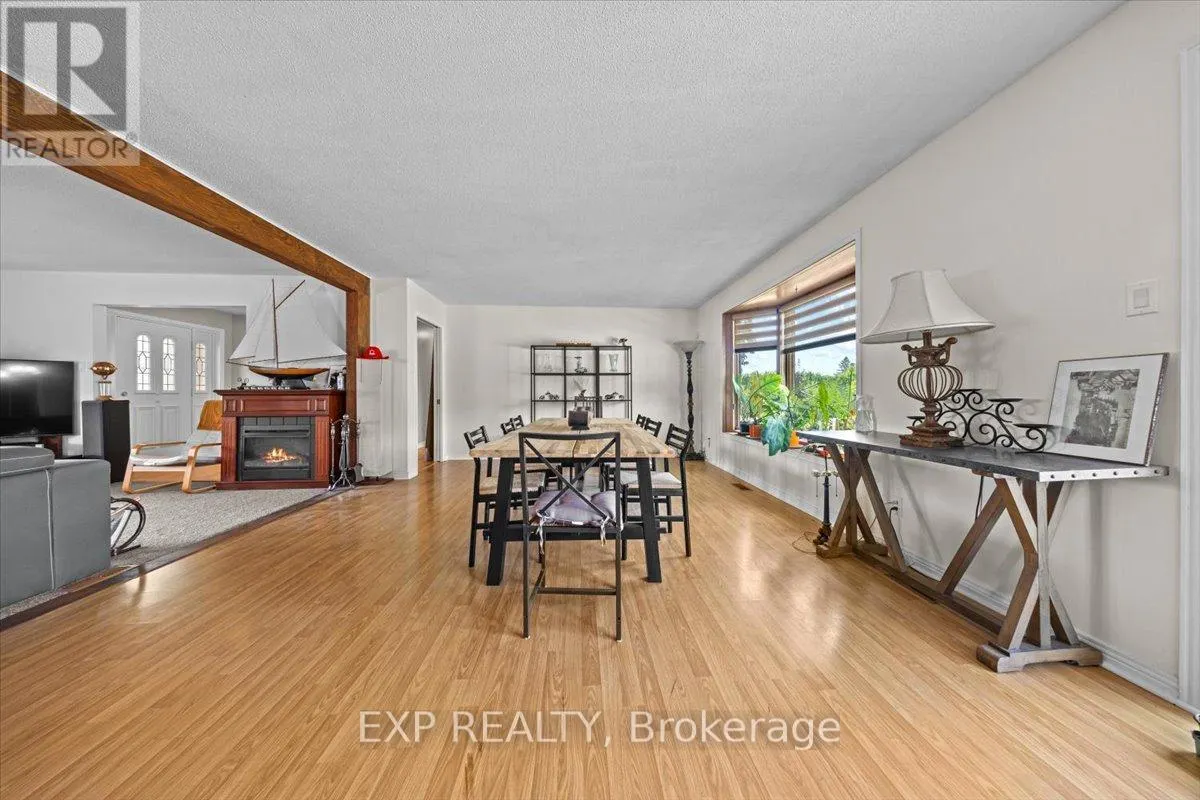 3382 CARP ROAD