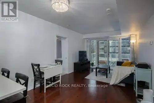 505 - 242 RIDEAU STREET