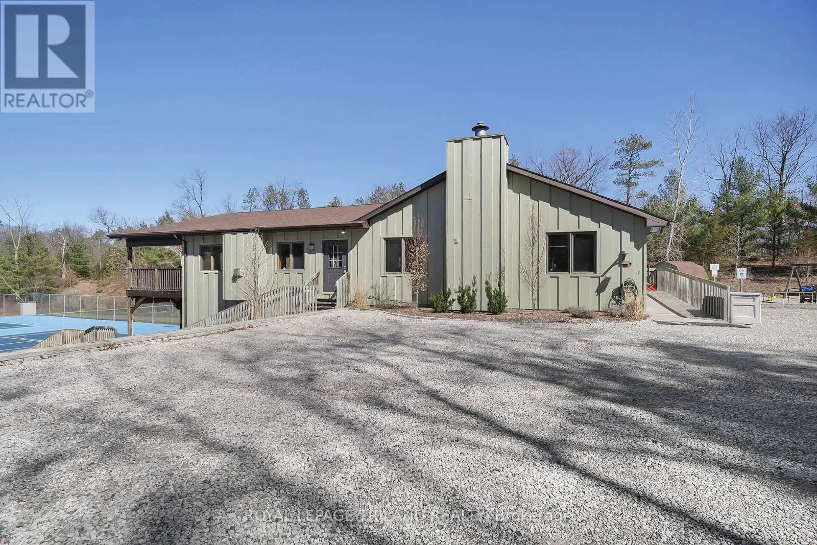 9945 RIVERVIEW ROAD