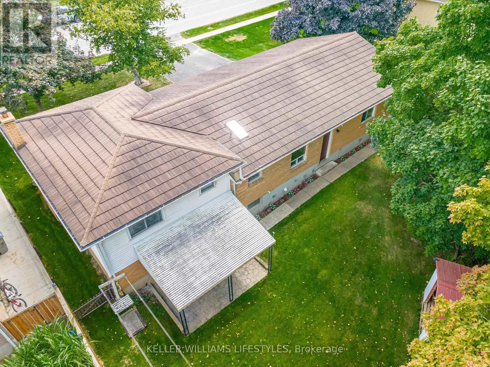 195 QUEEN STREET
