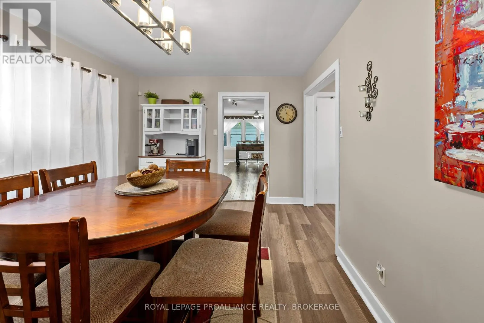 145 BRIDGE STREET W