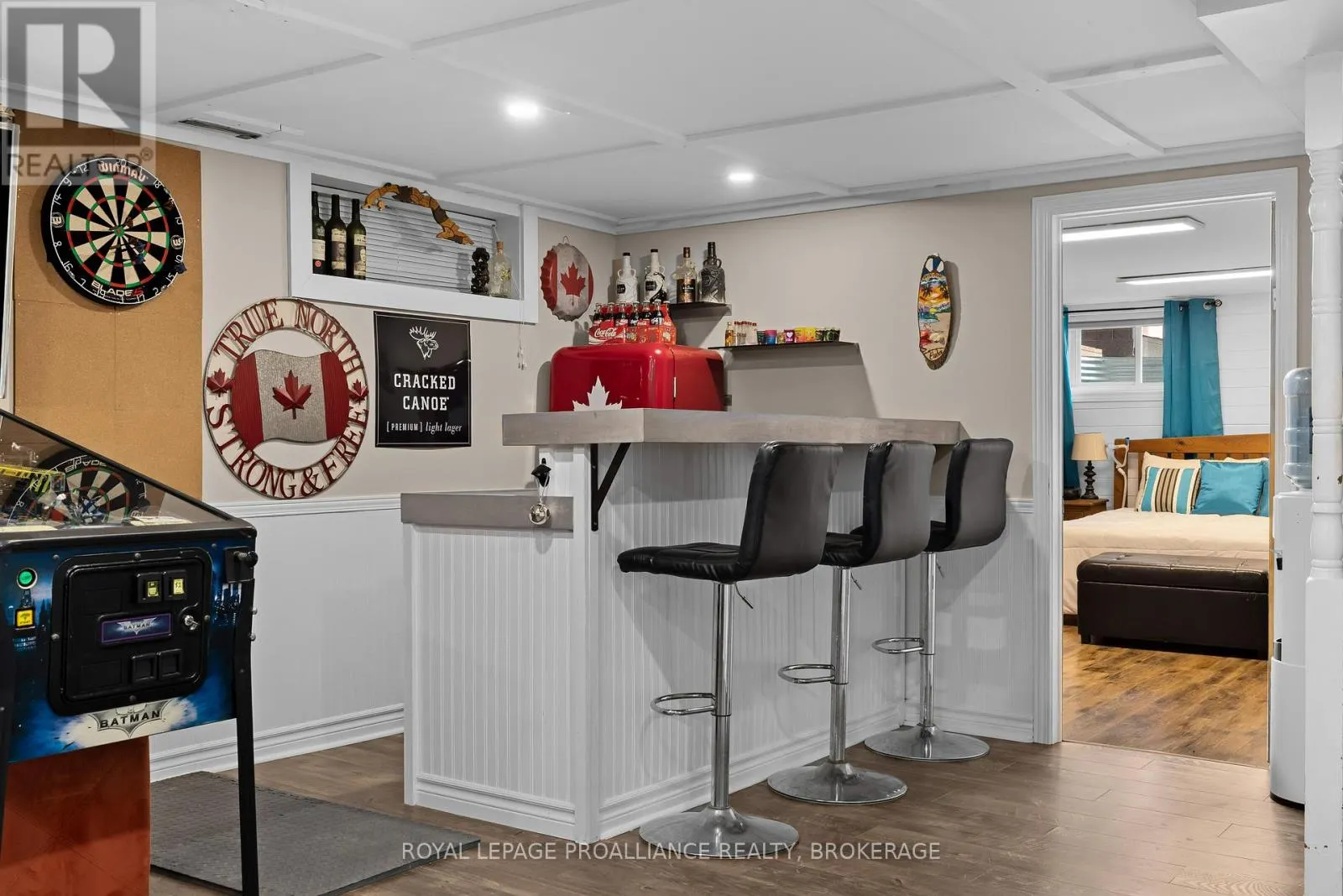 145 BRIDGE STREET W