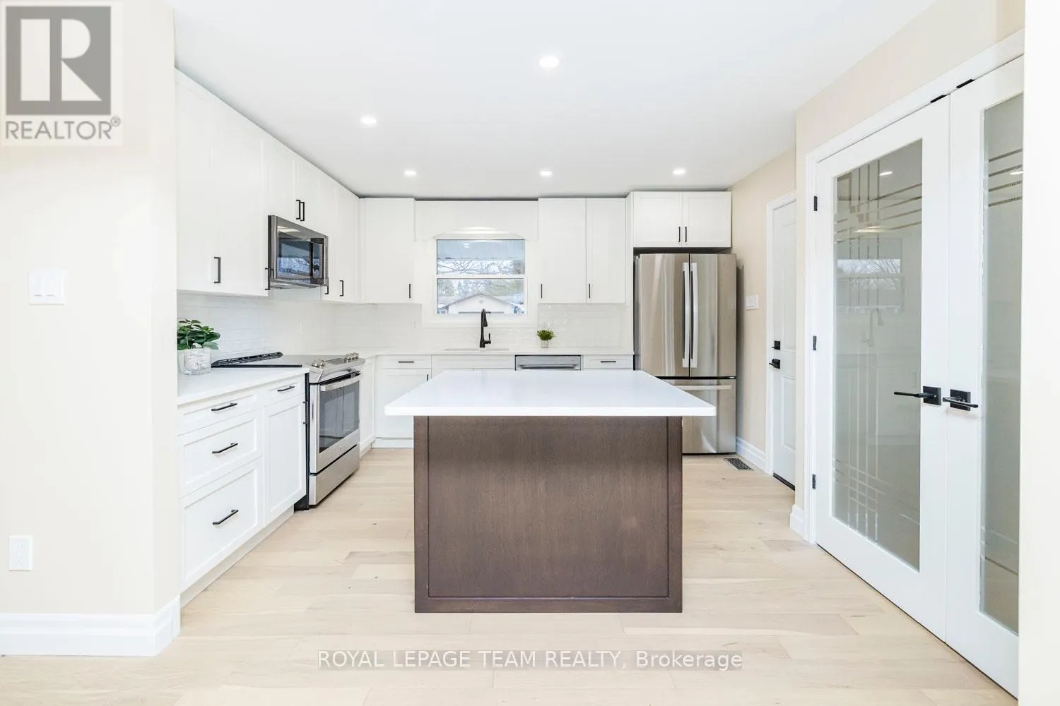 1245 FAIRWAY DRIVE
