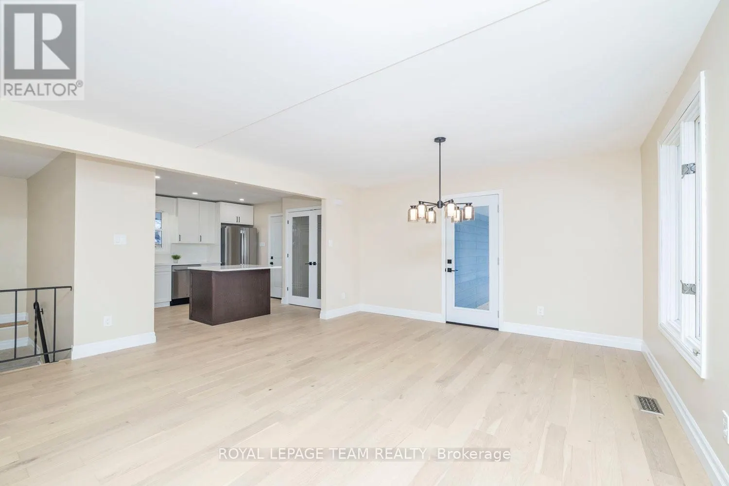 1245 FAIRWAY DRIVE
