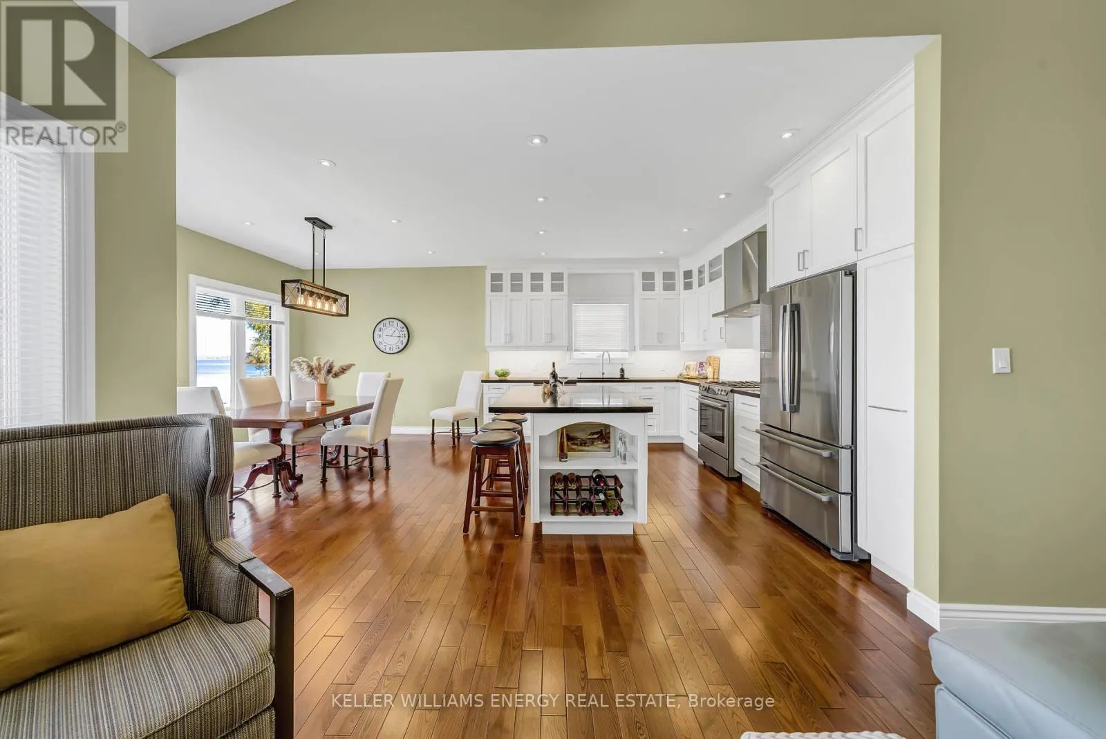 4 PRINYERS DRIVE