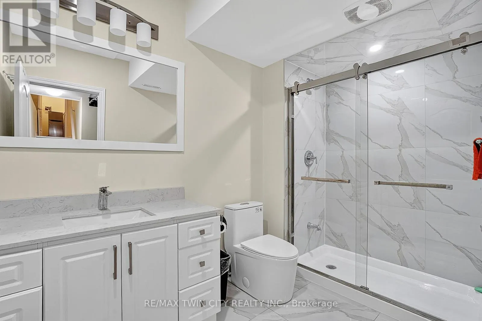 109 - 124 SEABROOK DRIVE