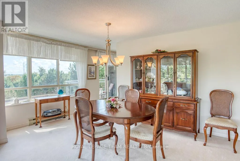 306 - 100 GRANT CARMAN DRIVE