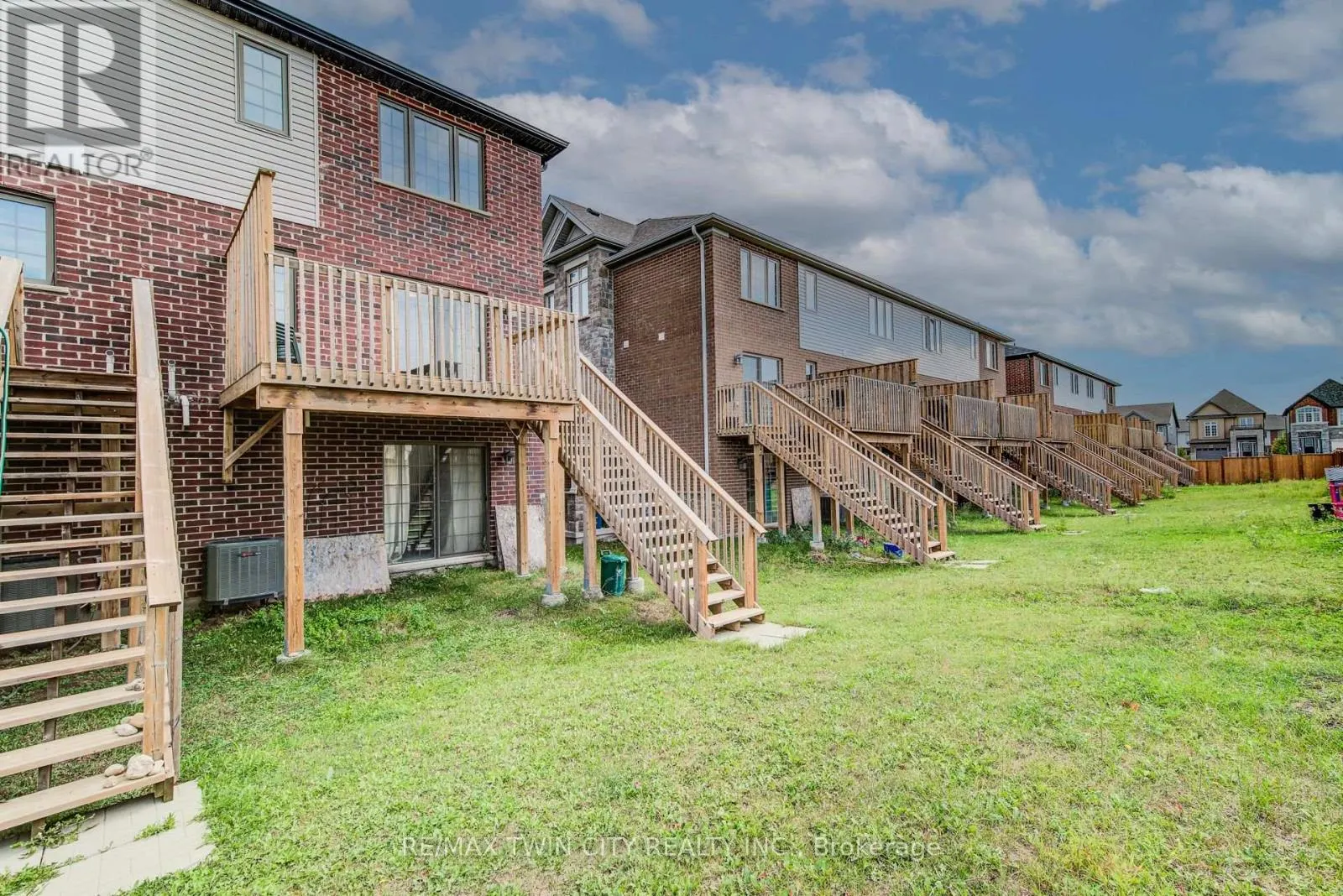 124 IAN ORMSTON DRIVE