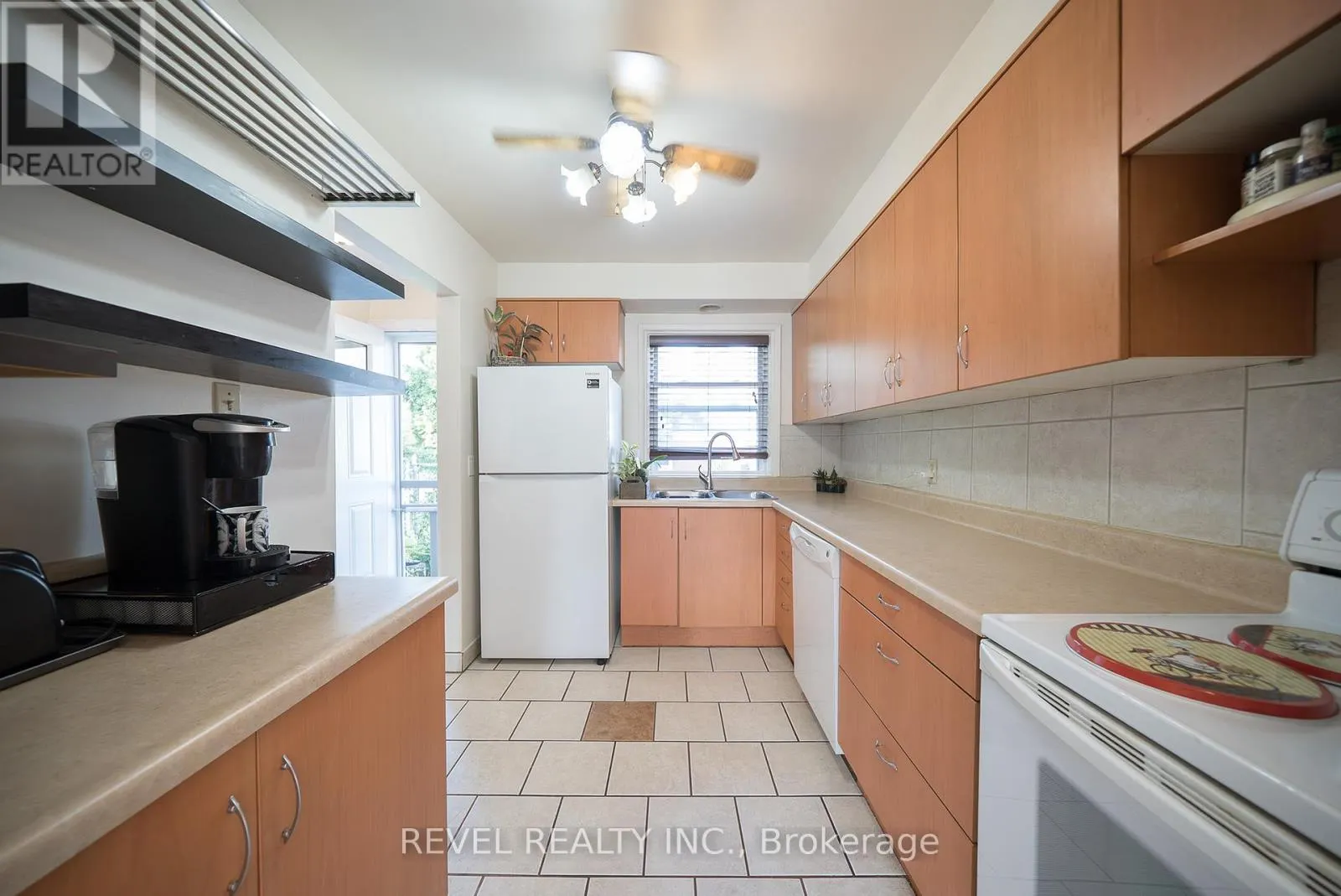 38 - 273 ELGIN STREET