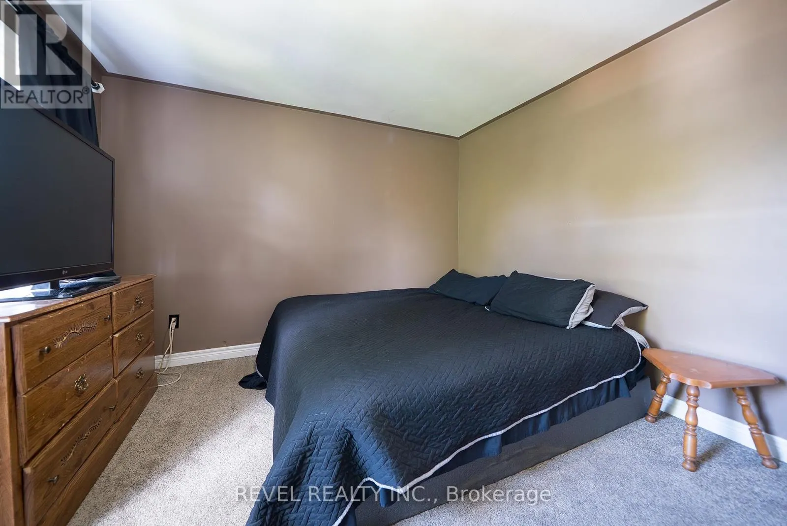38 - 273 ELGIN STREET