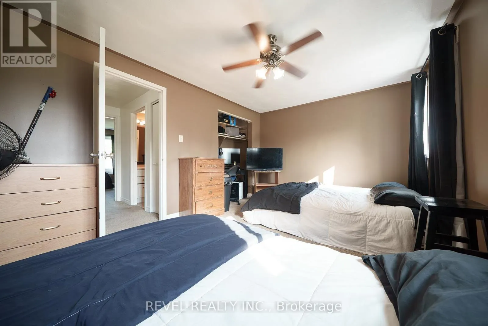 38 - 273 ELGIN STREET