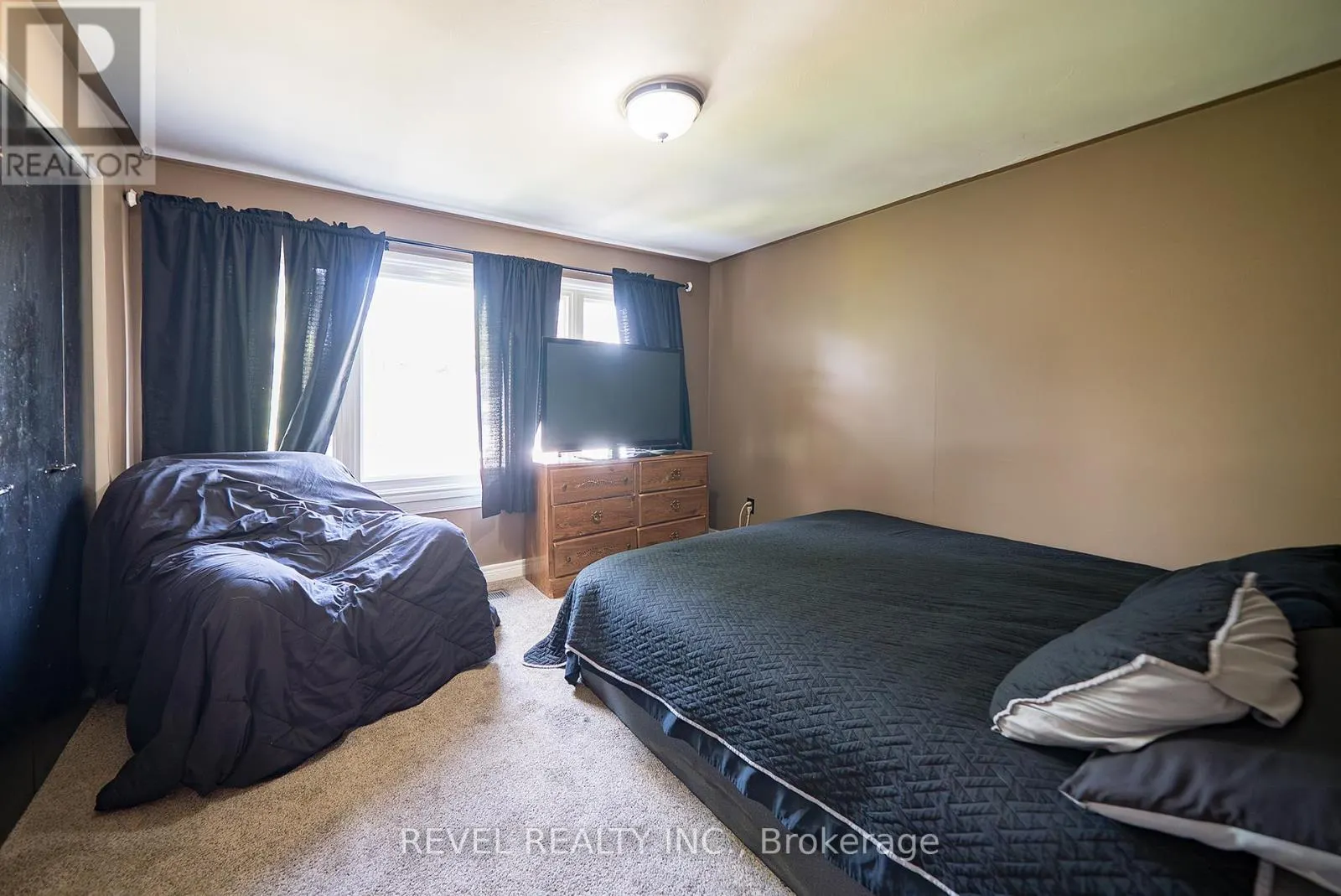 38 - 273 ELGIN STREET