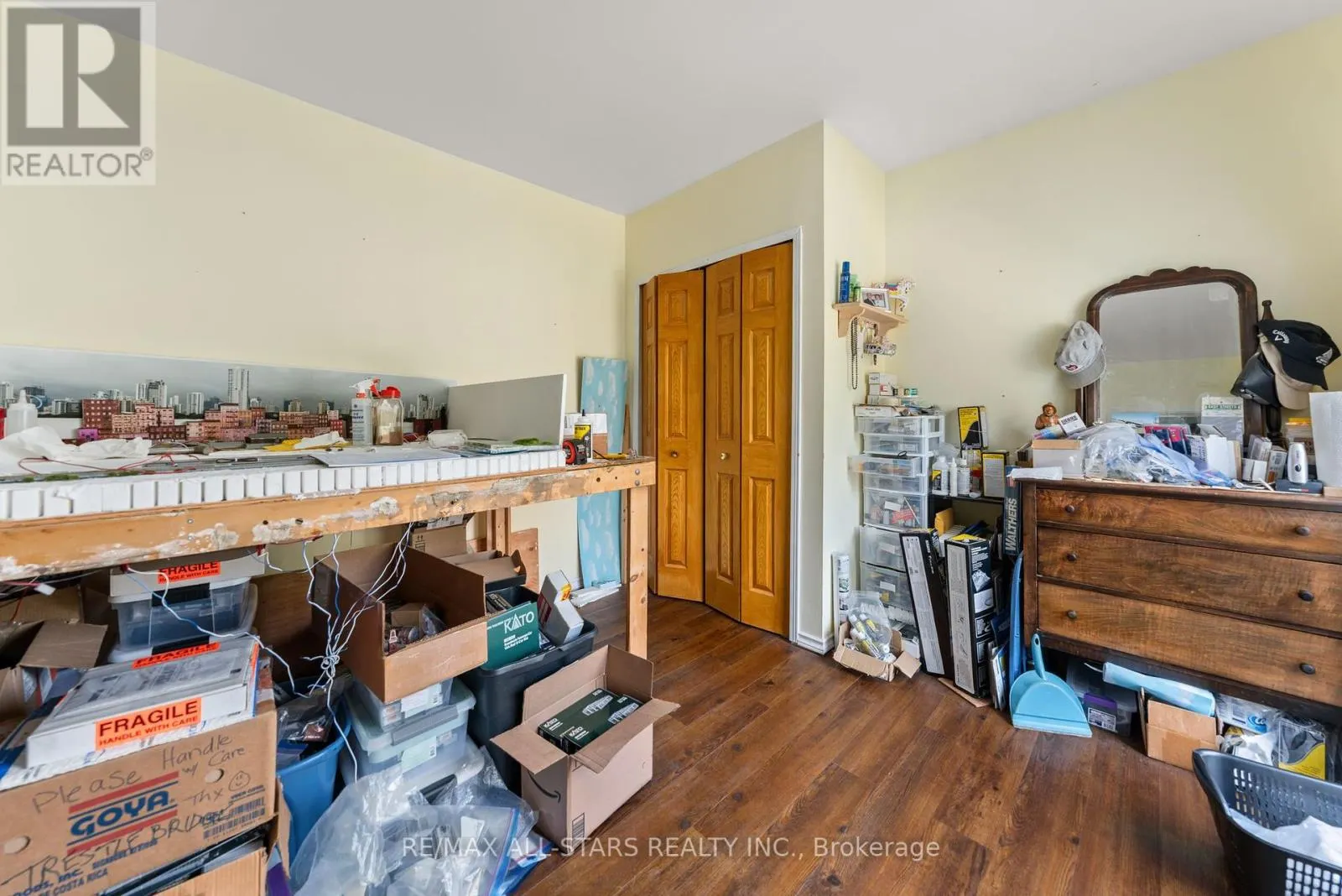 14 WYCHWOOD DRIVE E