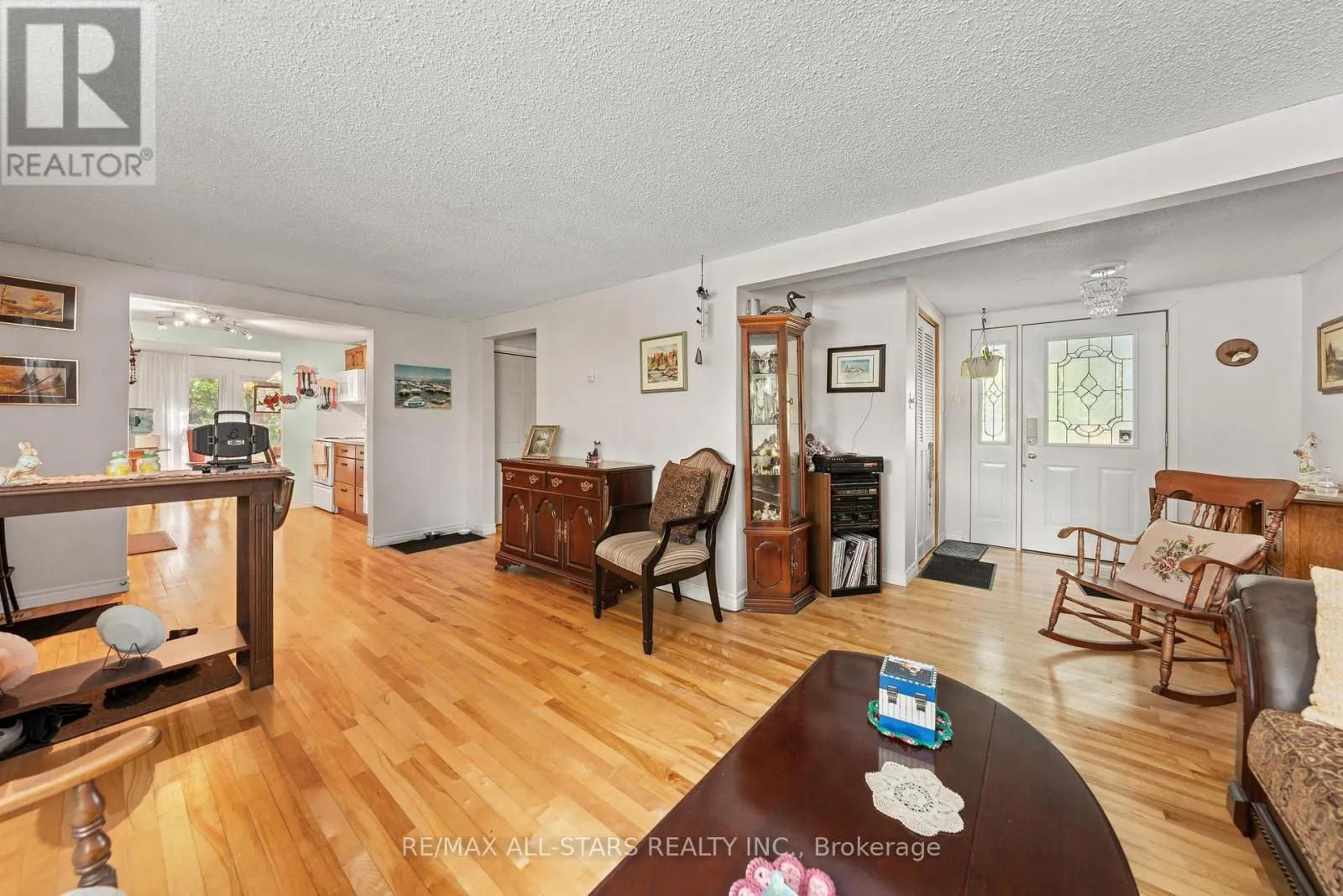 14 WYCHWOOD DRIVE E