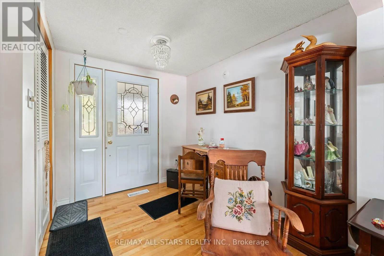 14 WYCHWOOD DRIVE E
