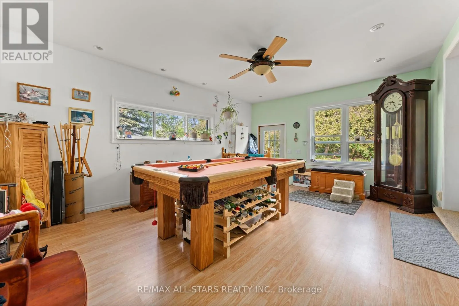 14 WYCHWOOD DRIVE E