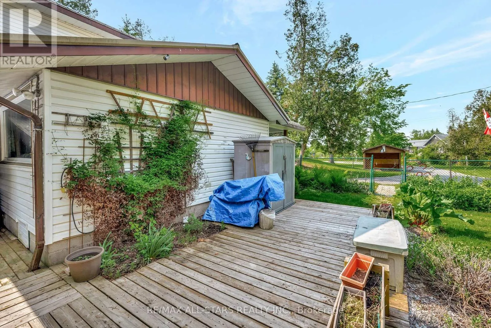 14 WYCHWOOD DRIVE E