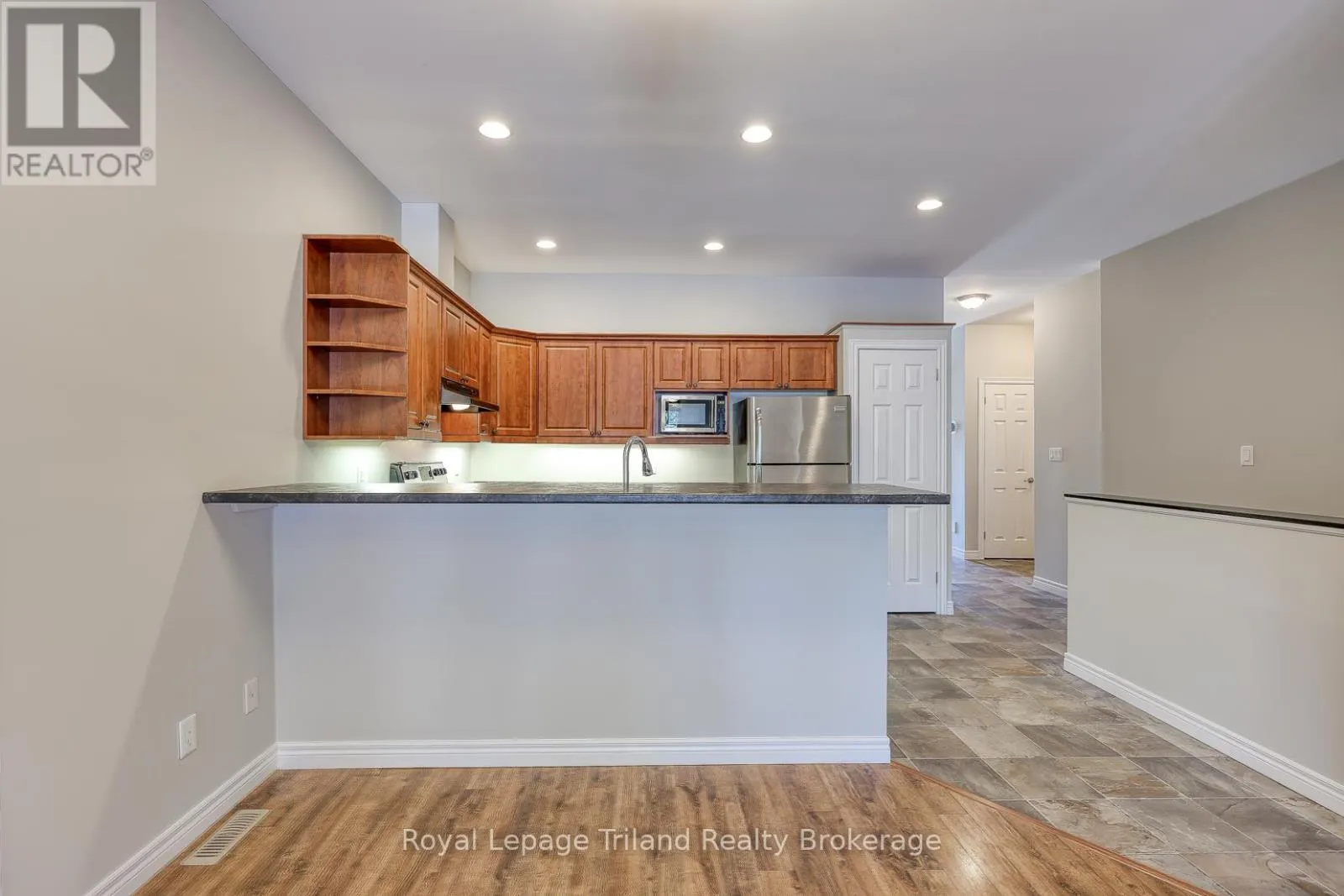 2 - 145 DELATRE STREET W, #2