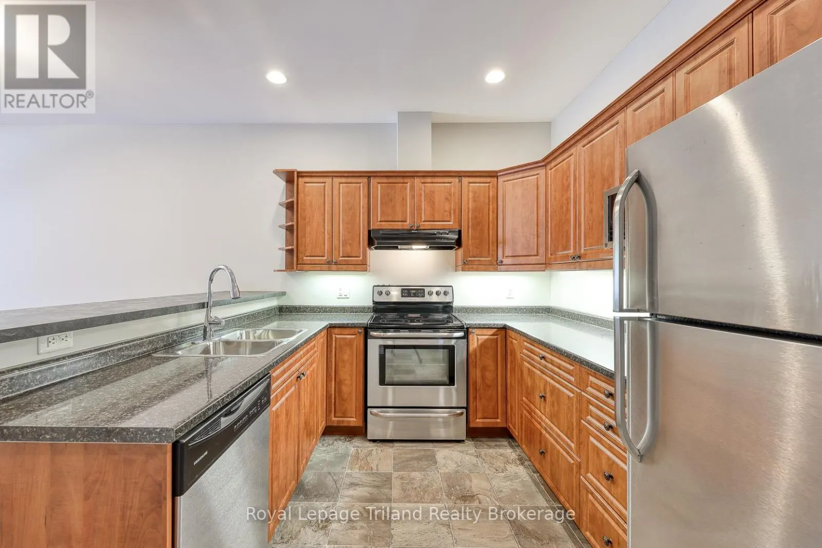 2 - 145 DELATRE STREET W, #2