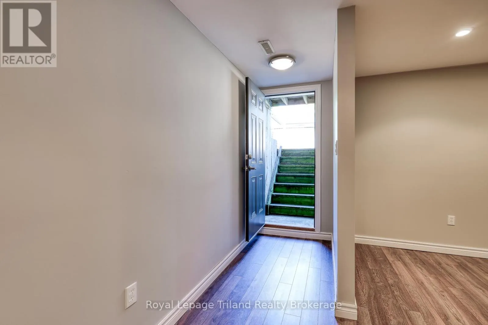 2 - 145 DELATRE STREET W, #2