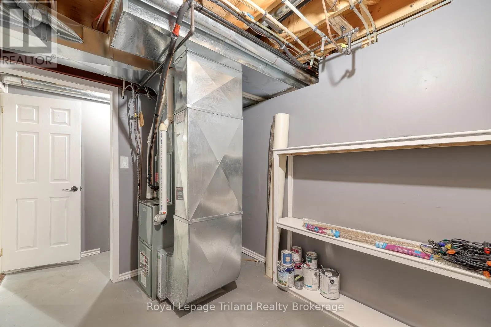 2 - 145 DELATRE STREET W, #2