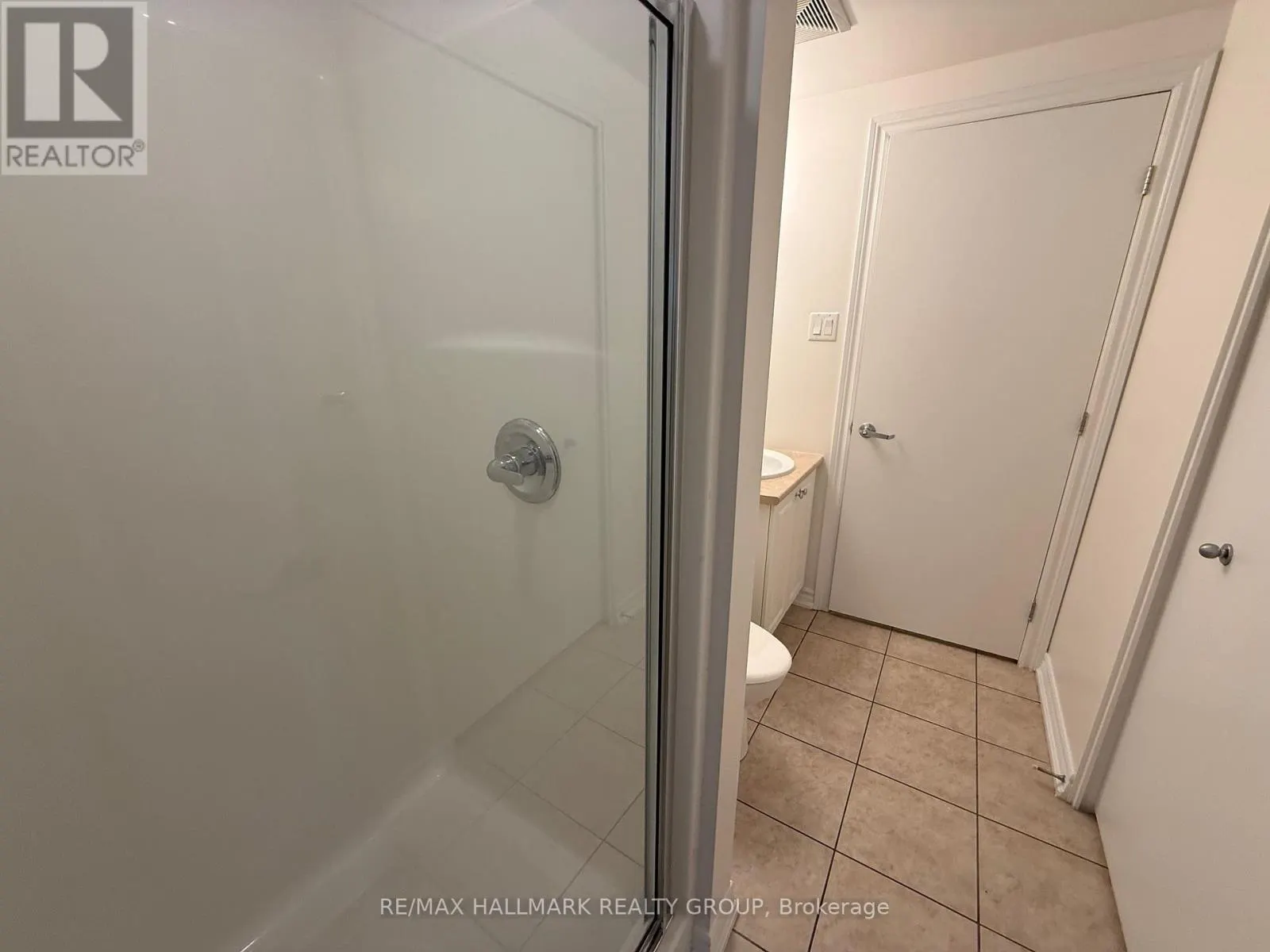512 - 234 RIDEAU STREET