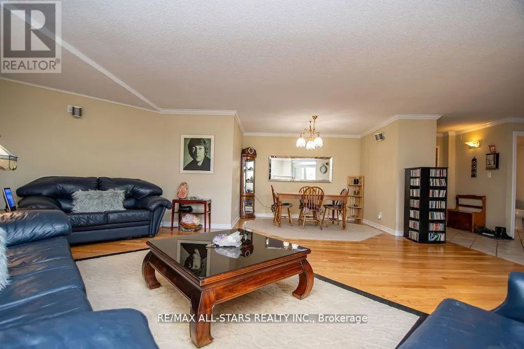 305 - 51 RIVERMILL BOULEVARD, #305