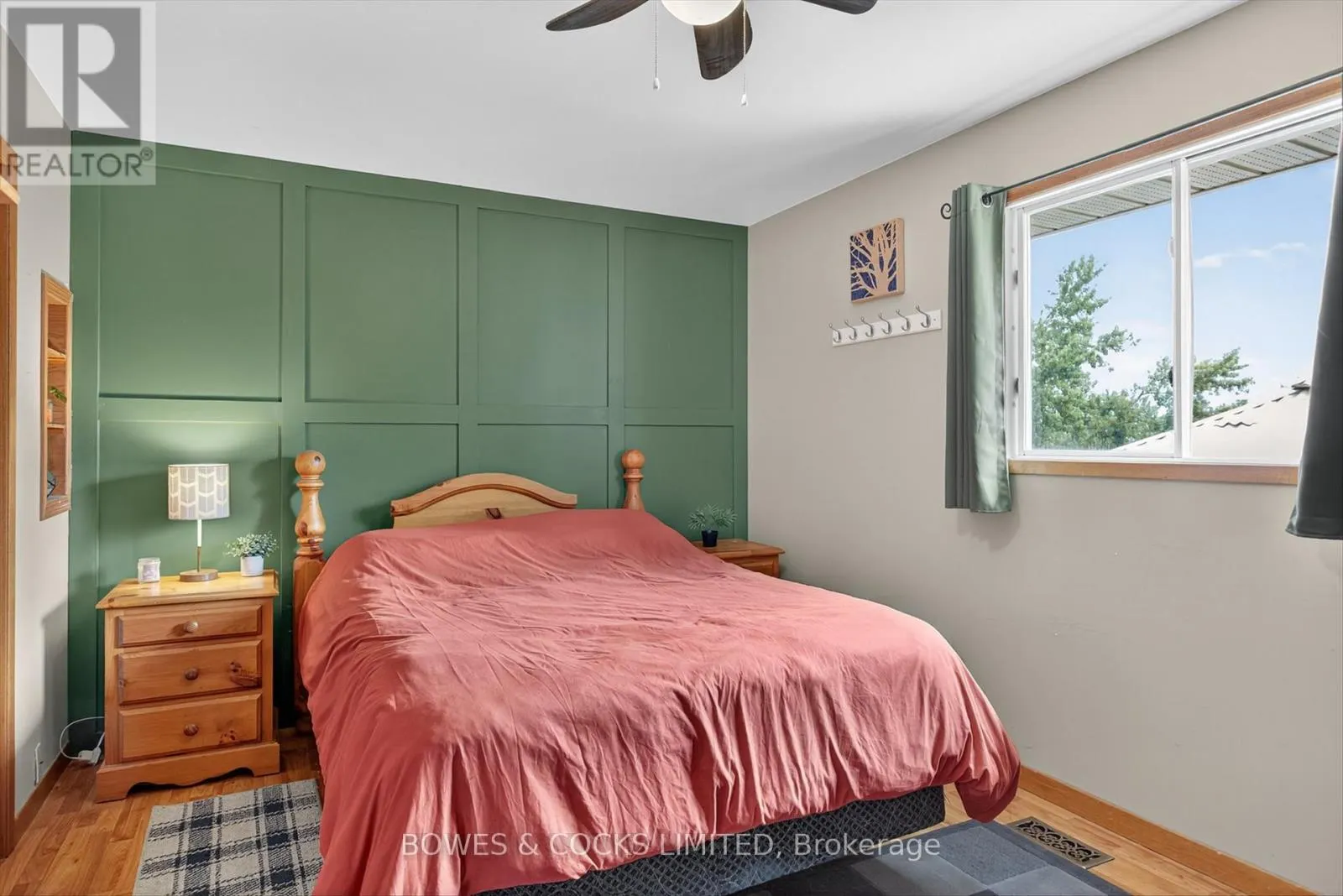 1349 TUDOR CRESCENT