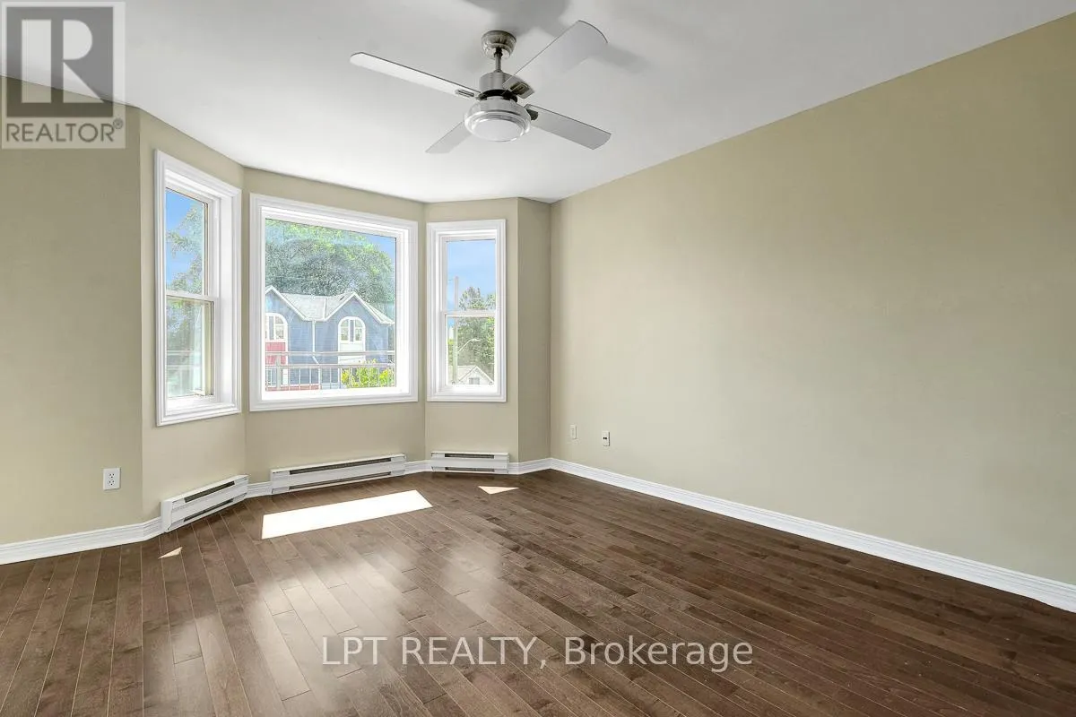 13 - 1121 BAVLIE AVENUE