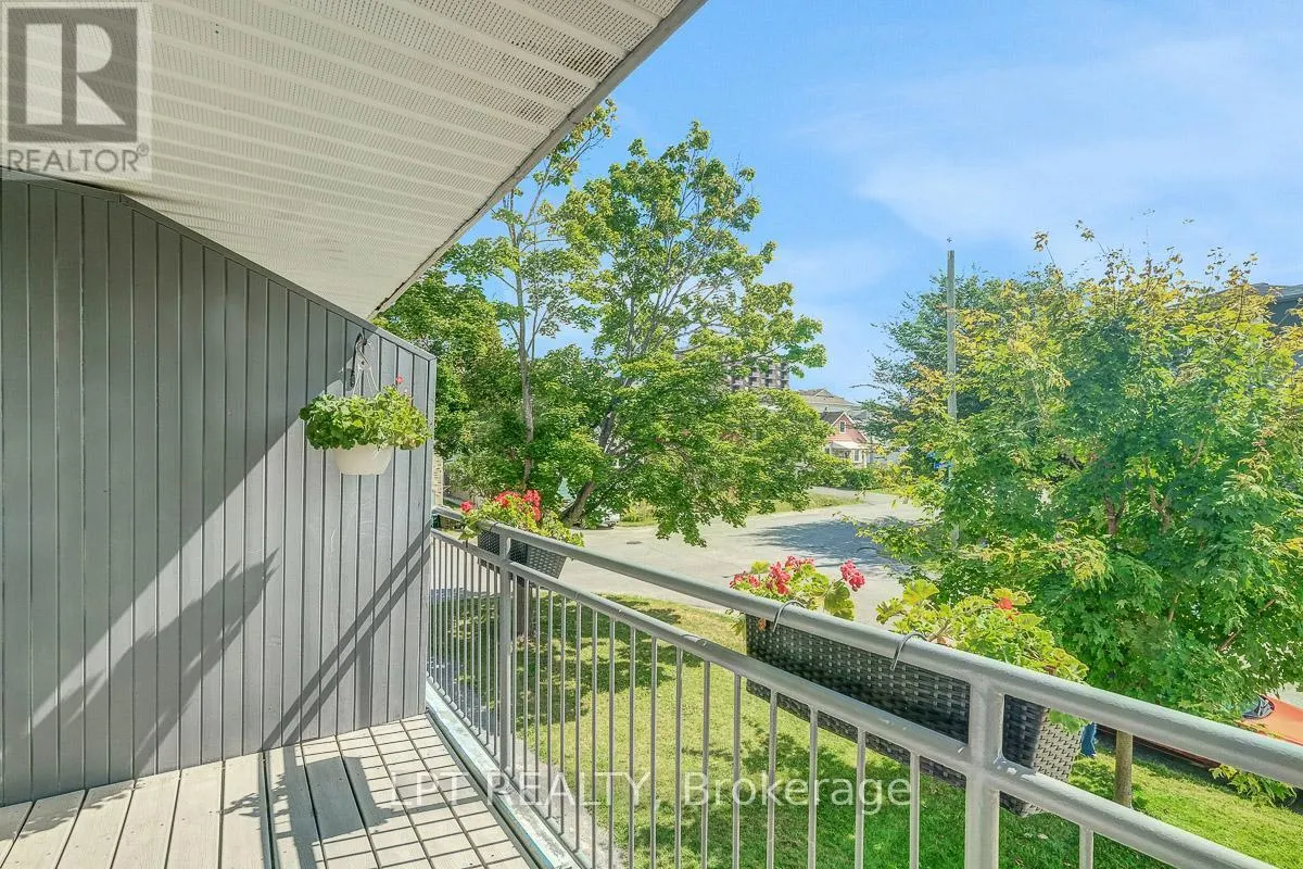 13 - 1121 BAVLIE AVENUE