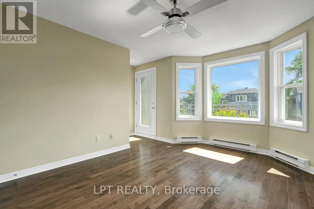 13 - 1121 BAVLIE AVENUE