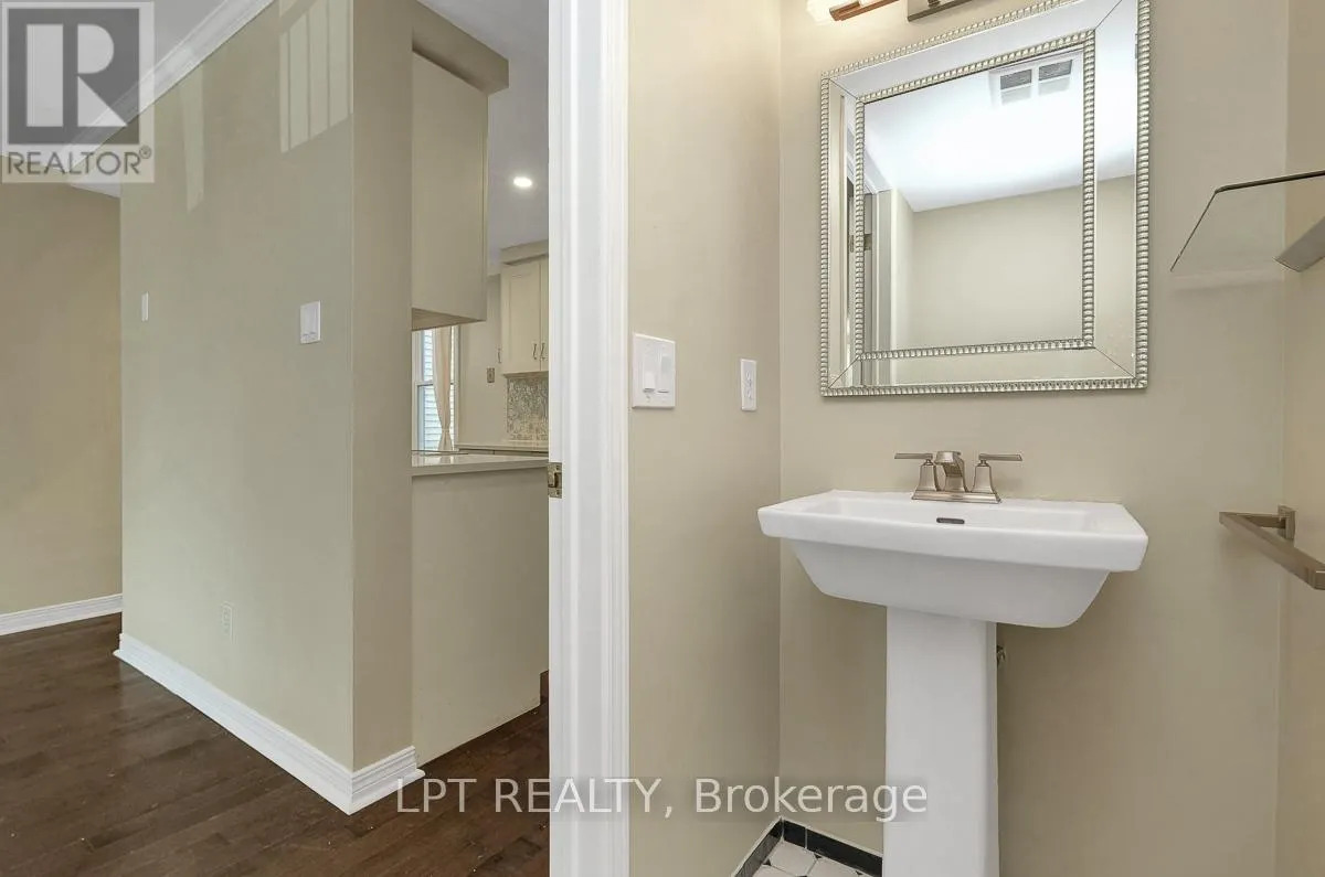13 - 1121 BAVLIE AVENUE