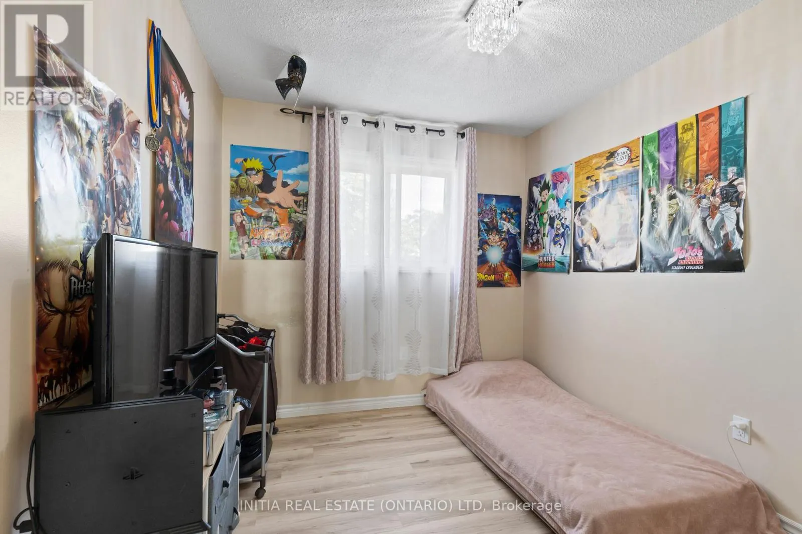 16 - 700 OSGOODE DRIVE, #16