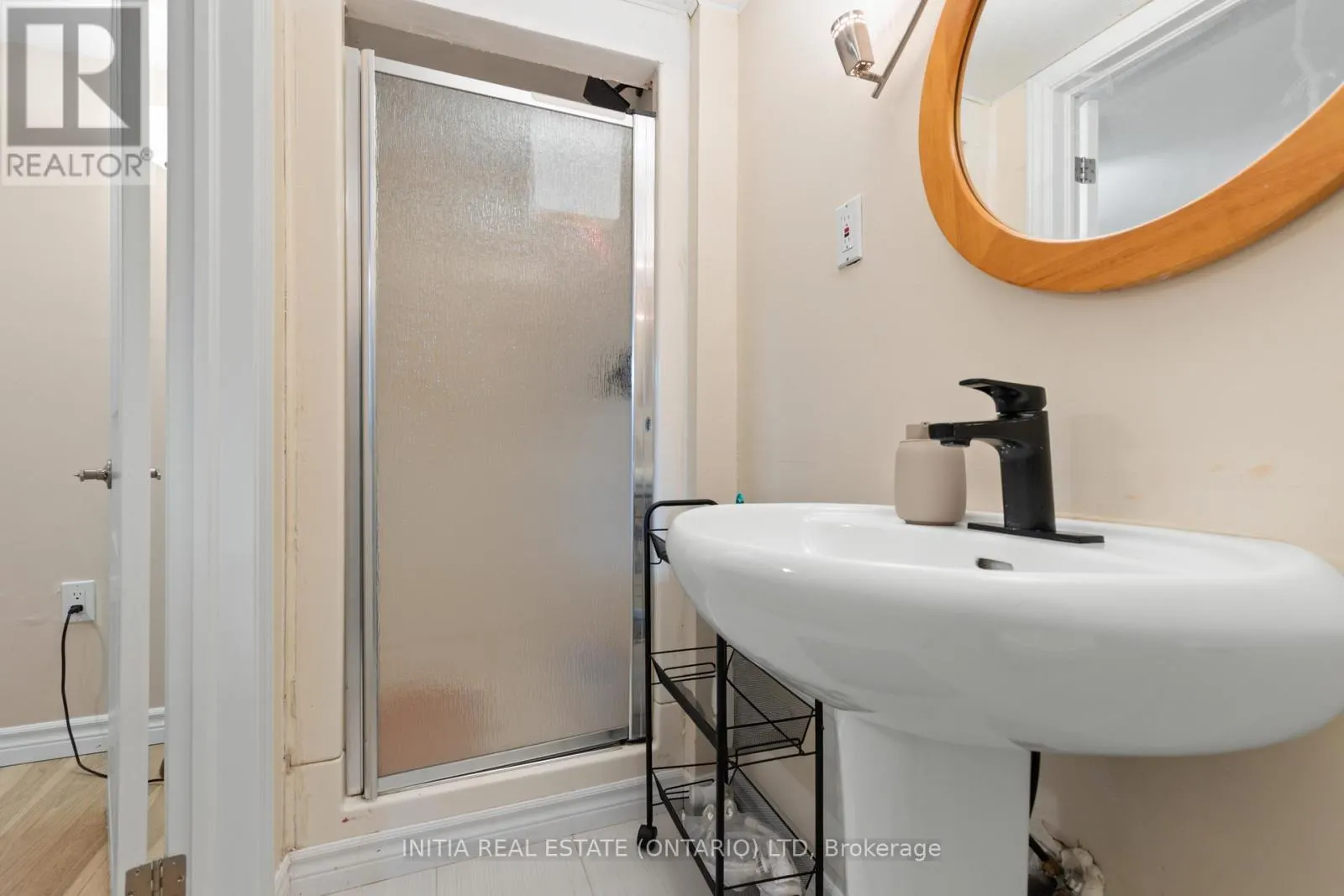 16 - 700 OSGOODE DRIVE, #16