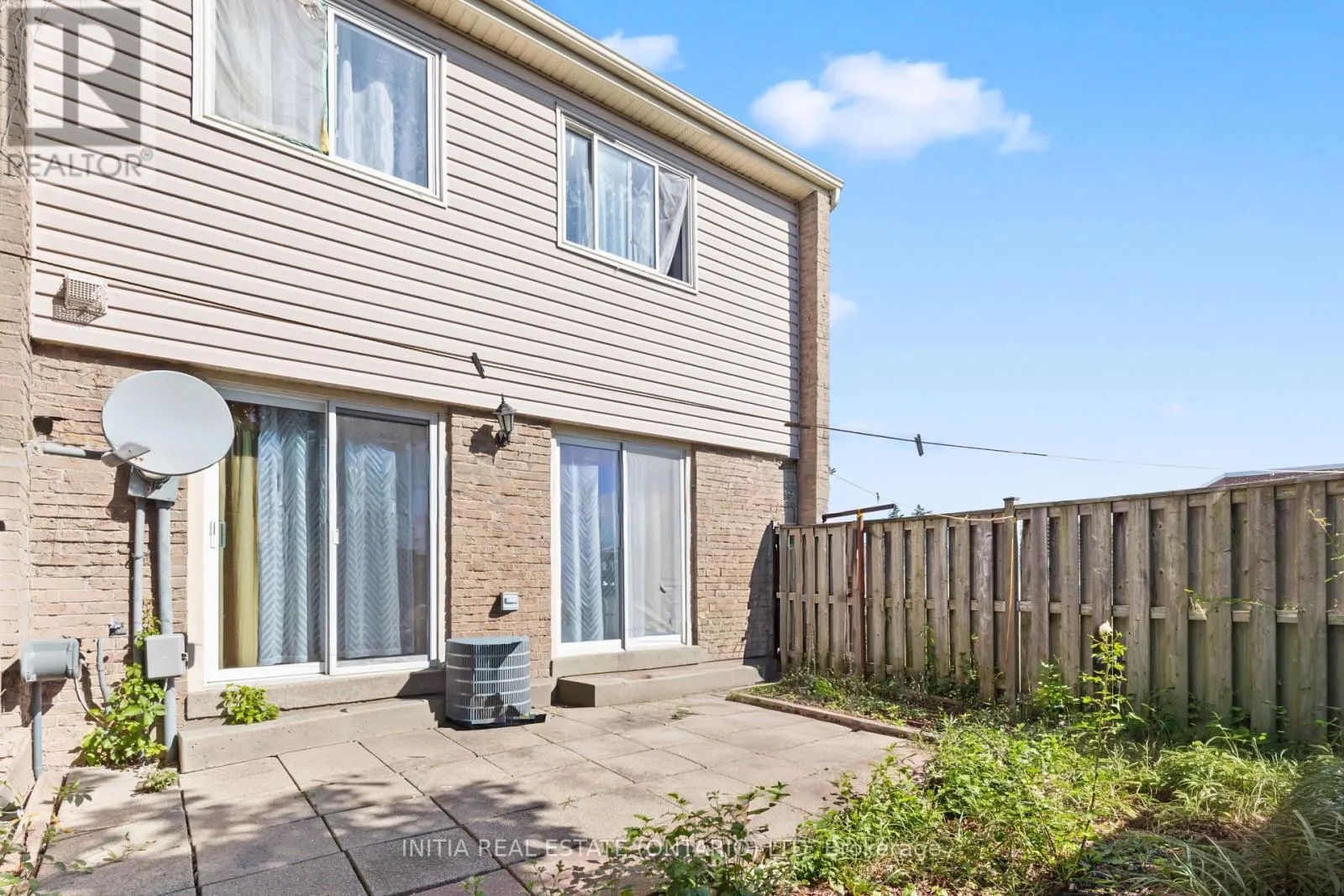 16 - 700 OSGOODE DRIVE, #16