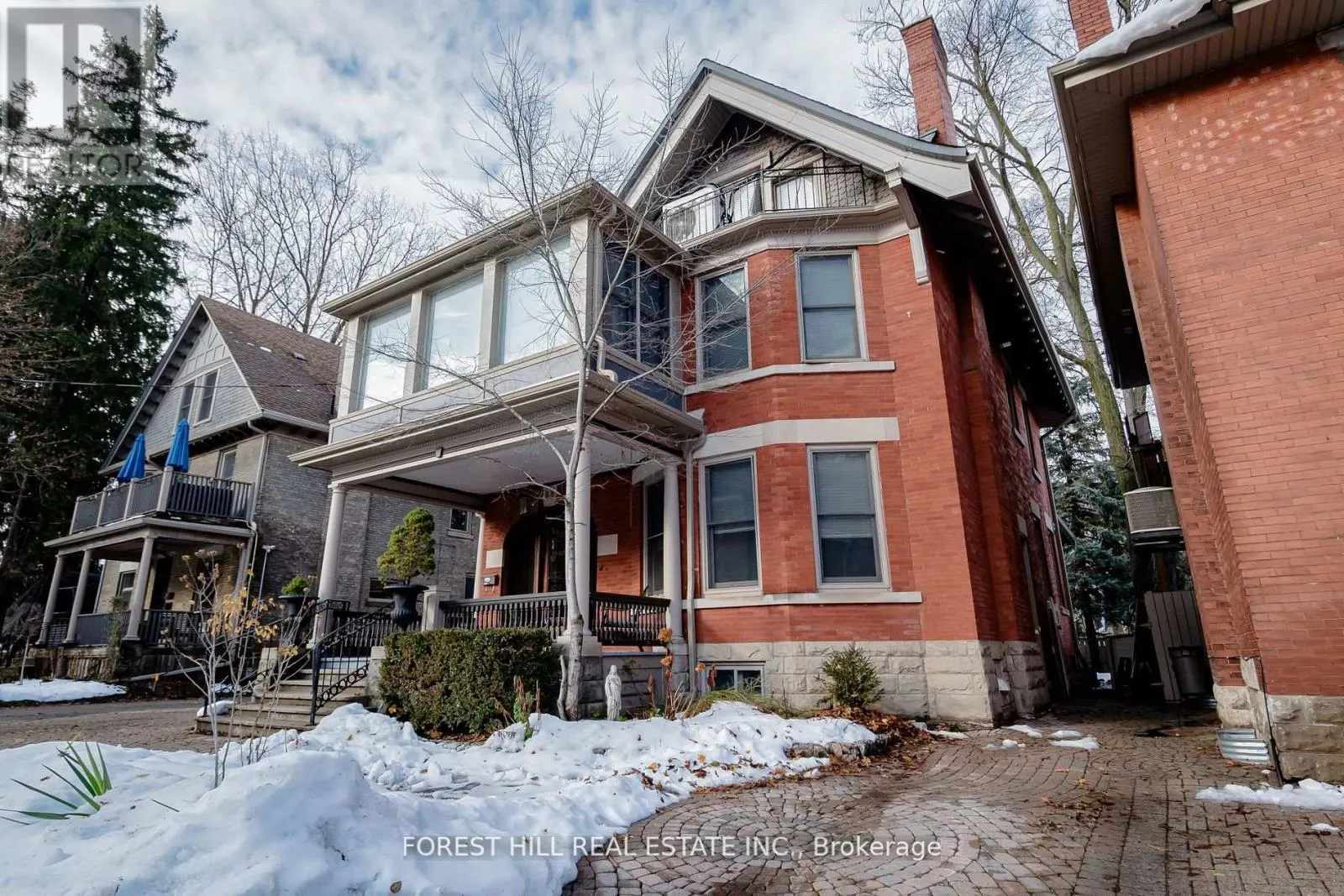 98 CENTRAL AVENUE