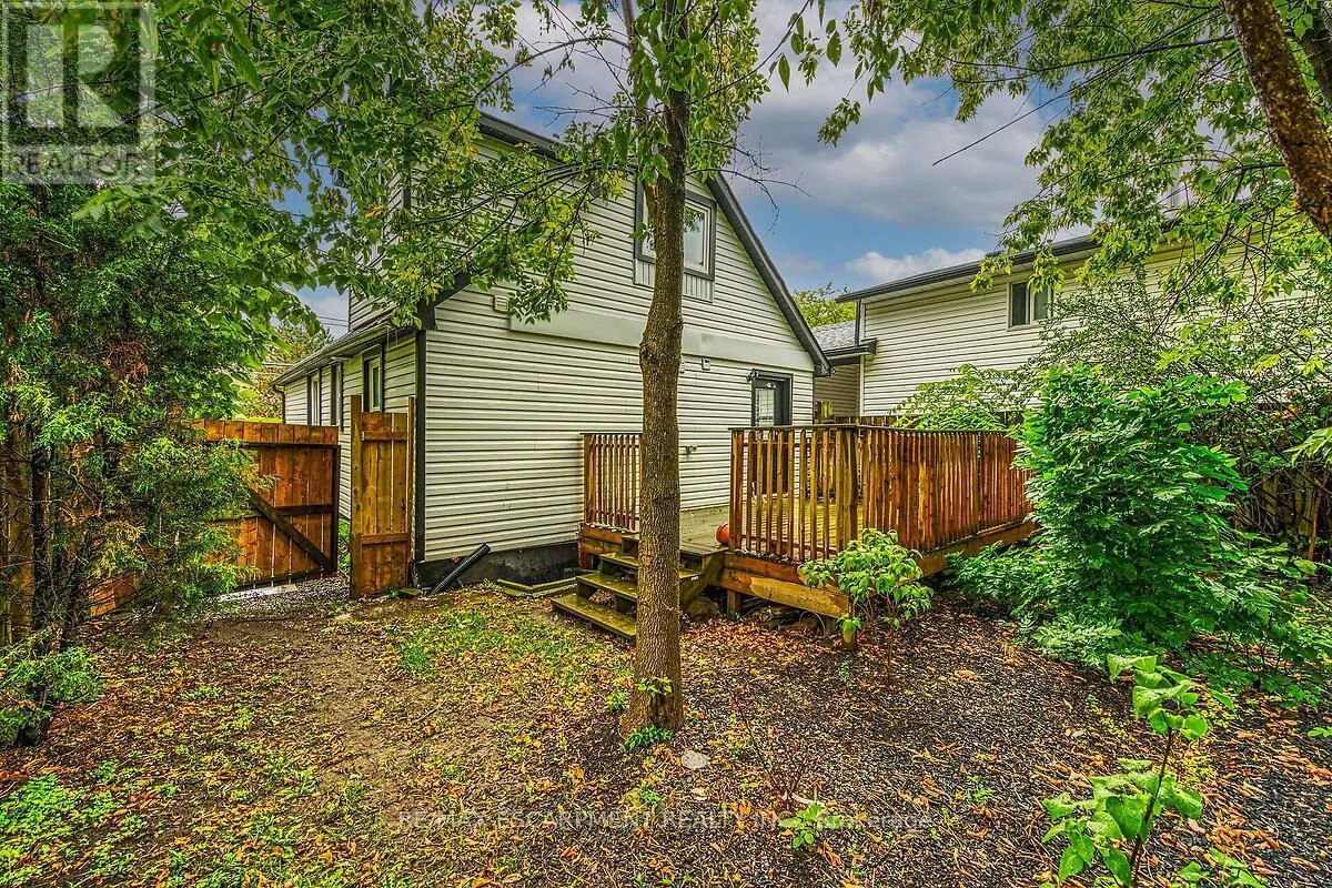 34 RYKERT STREET