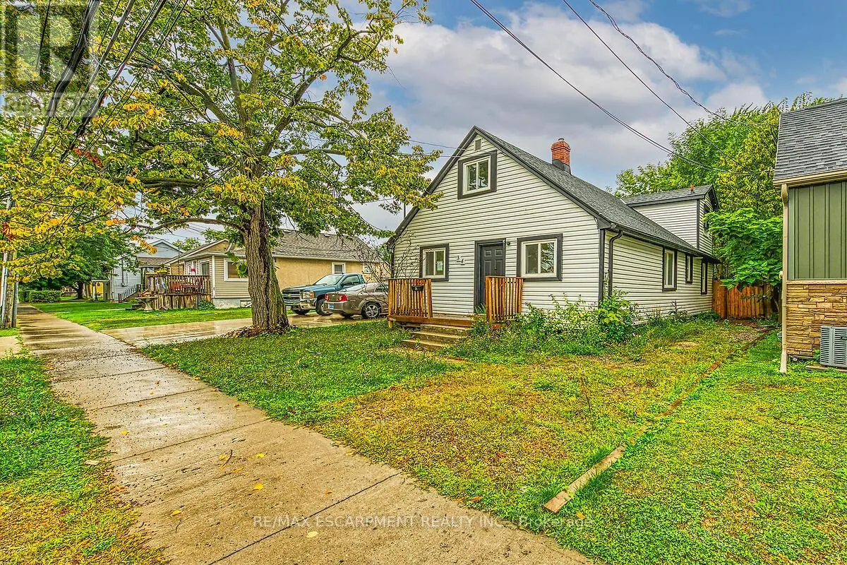 34 RYKERT STREET