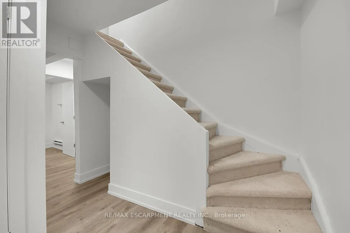 34 RYKERT STREET