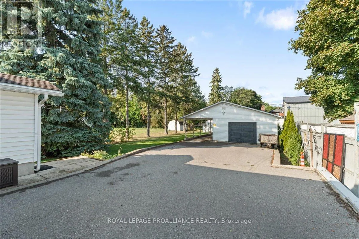 356 DUFFERIN AVENUE