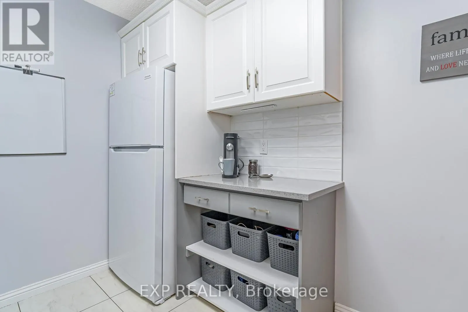 101 - 415 GREENVIEW AVENUE