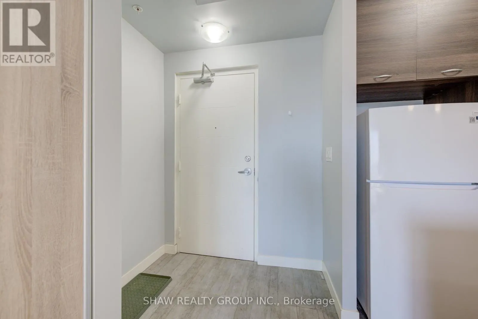 1203 - 318 SPRUCE STREET