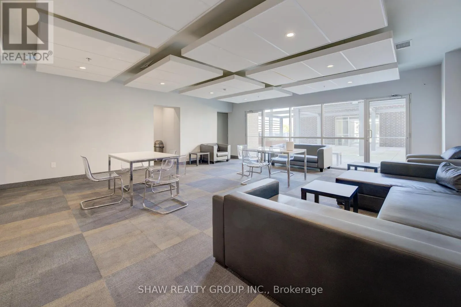 1203 - 318 SPRUCE STREET