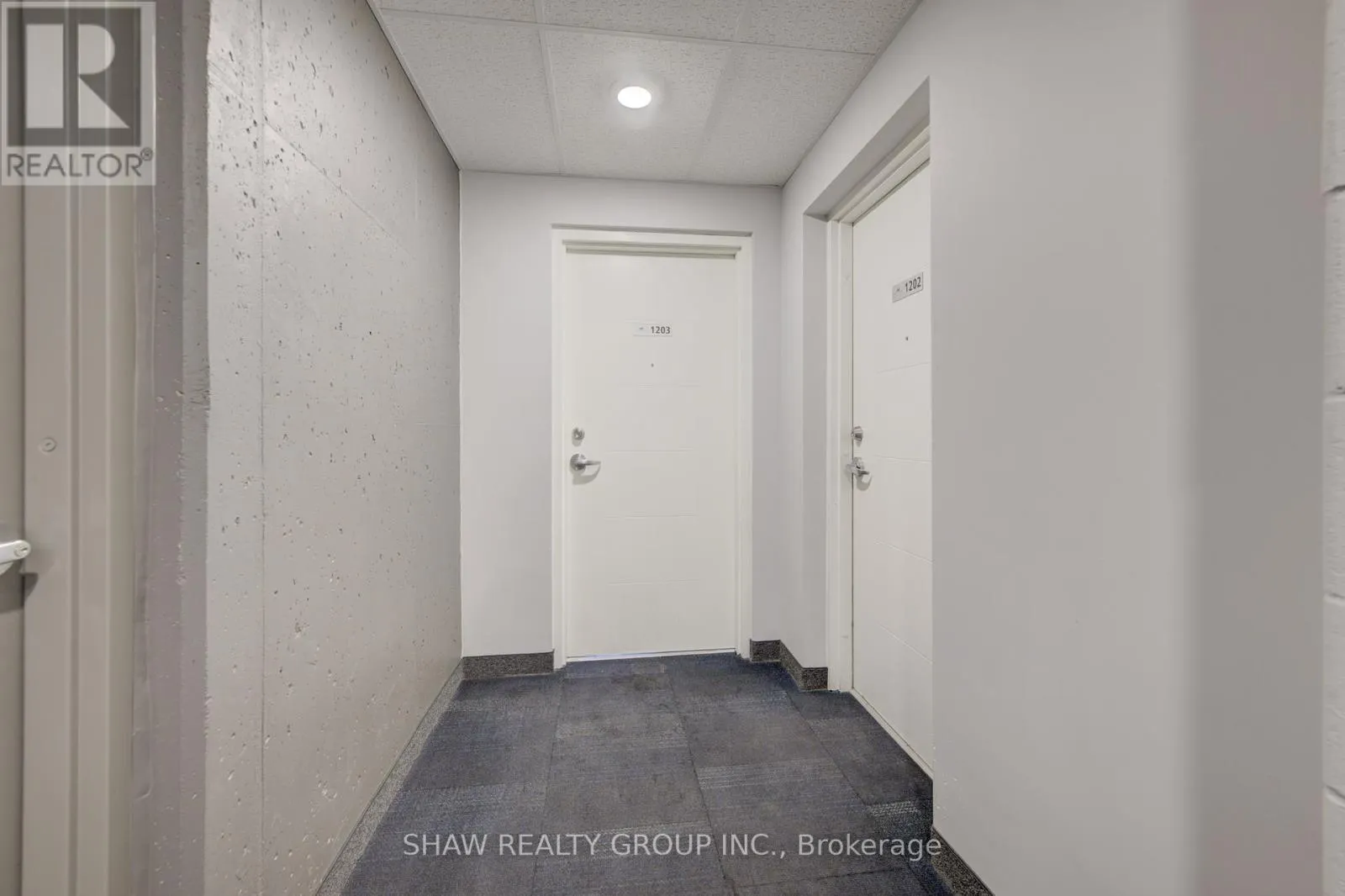1203 - 318 SPRUCE STREET