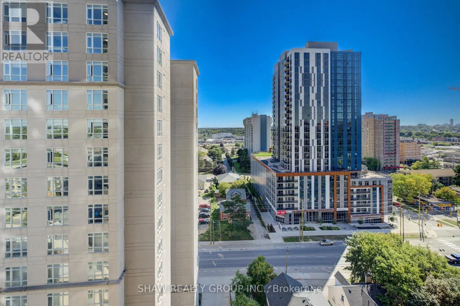 1203 - 318 SPRUCE STREET