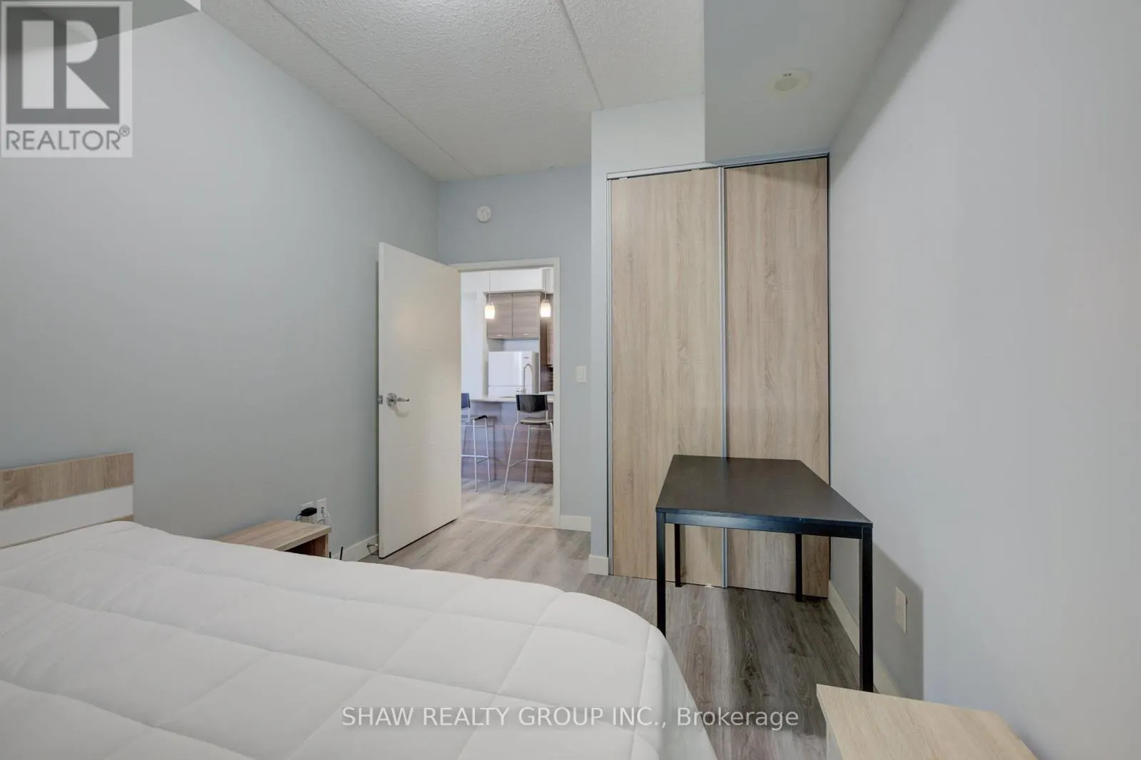 1203 - 318 SPRUCE STREET