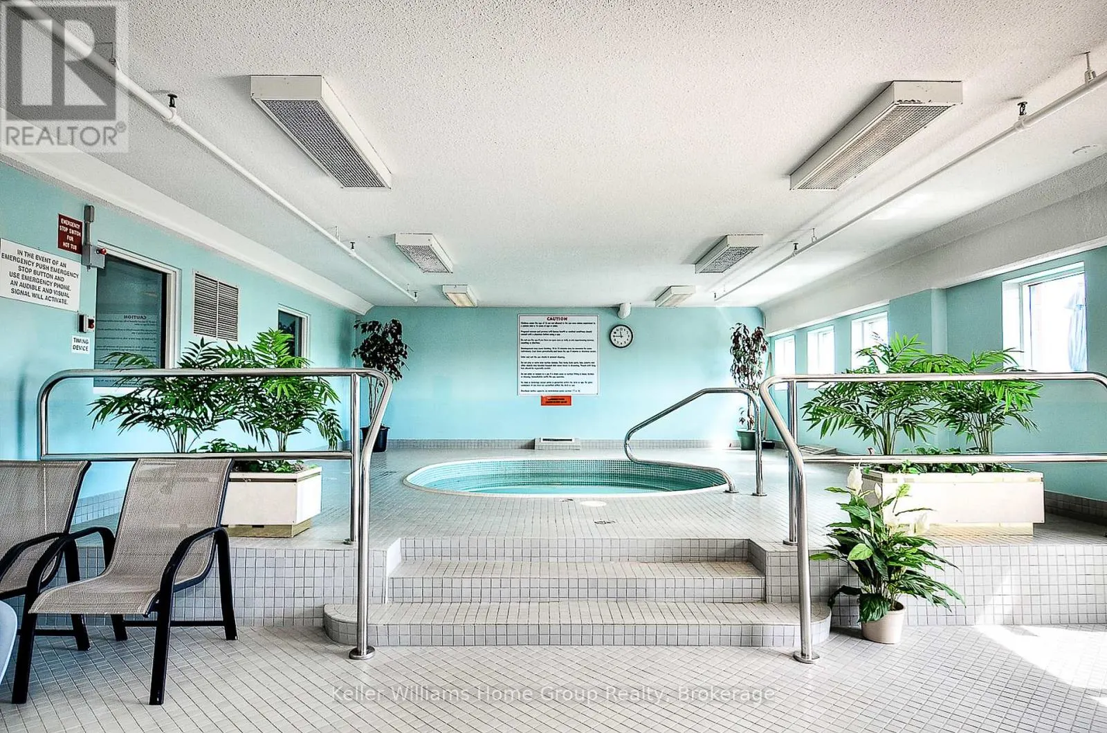 1008 - 237 KING STREET W, #1008