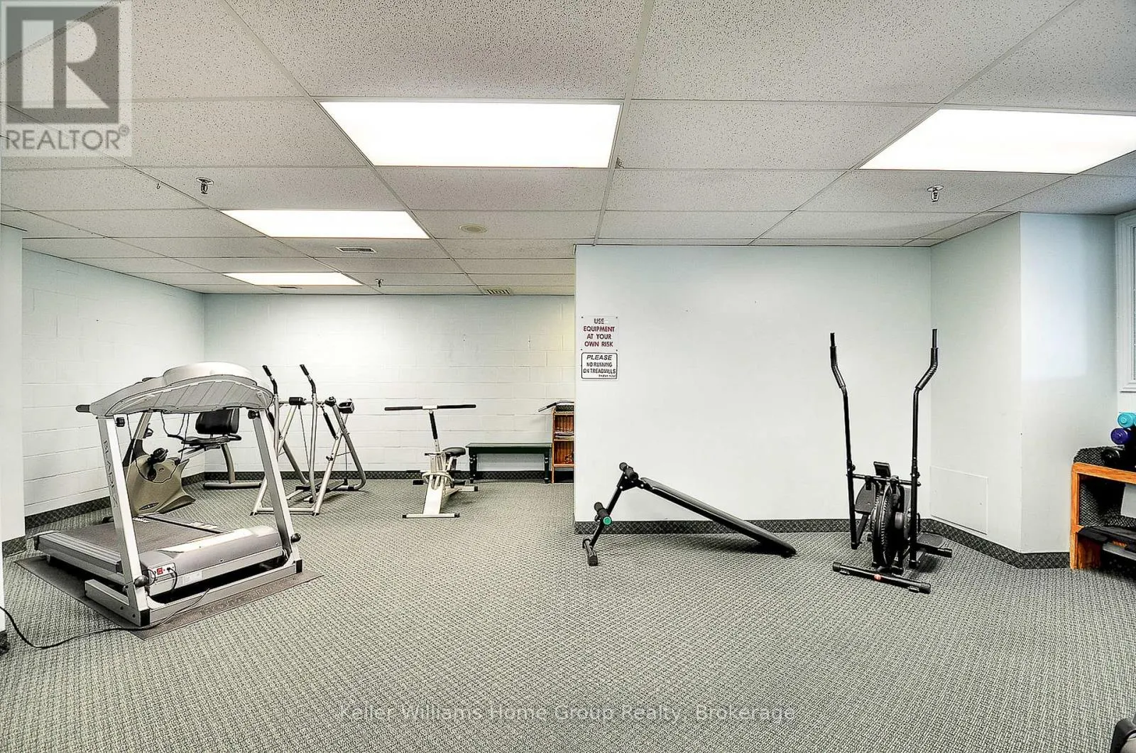 1008 - 237 KING STREET W, #1008