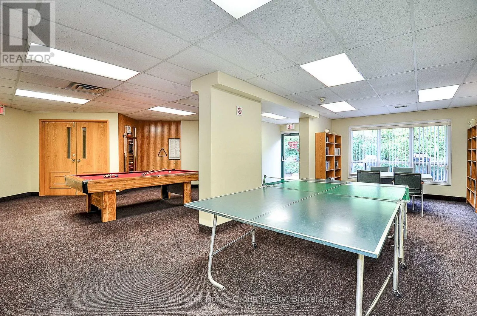 1008 - 237 KING STREET W, #1008