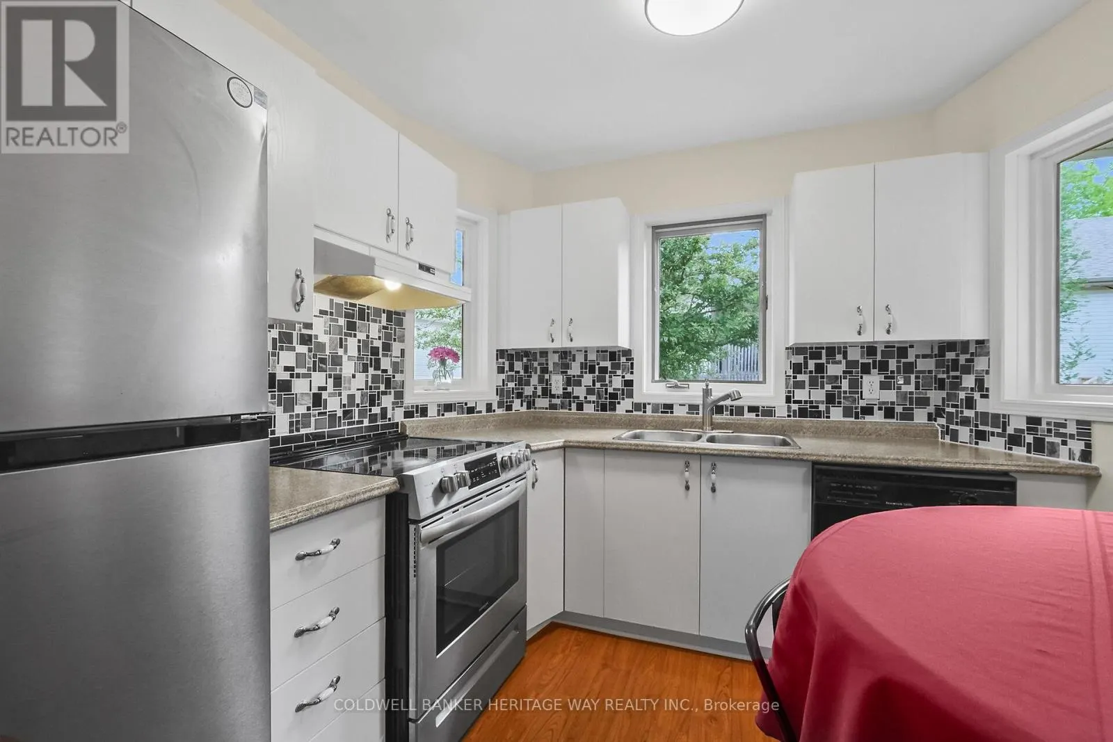 3 NORTH RIDGE MANOR